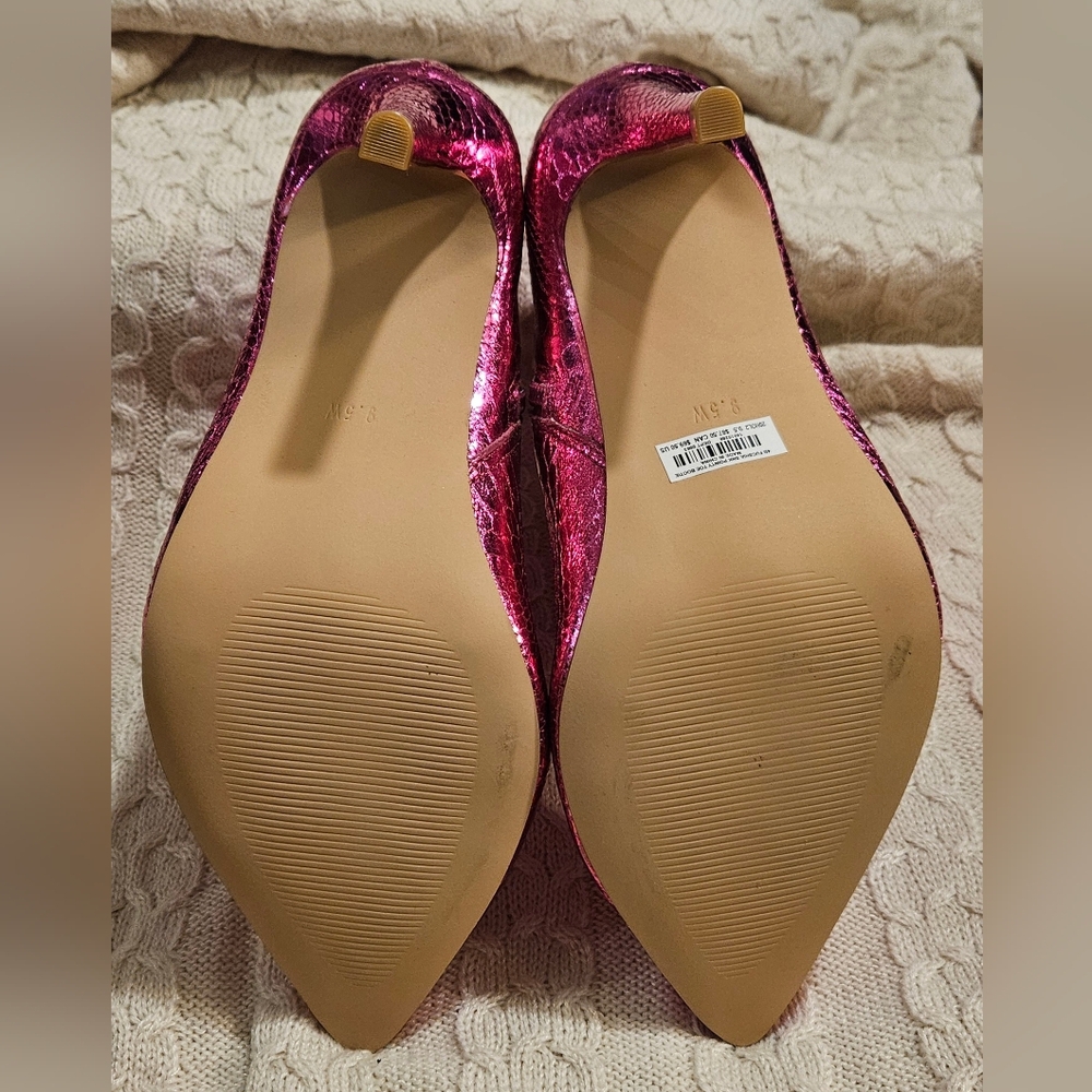 Torrid Metallic Pink Snake Print Booties 9.5w - Picture 3 of 3